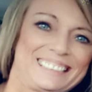 Meet your Posher, Debra